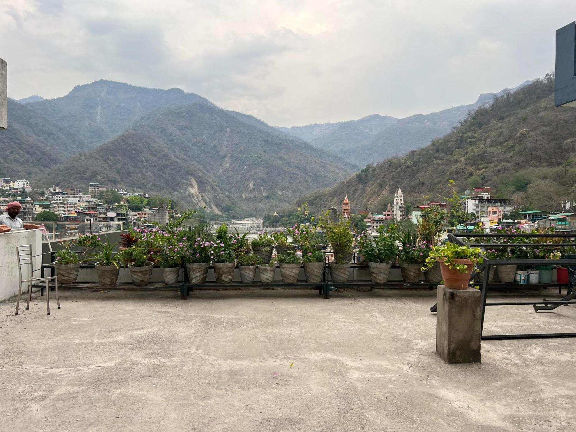 Hotel Manikut Rishīkesh Dış mekan fotoğraf